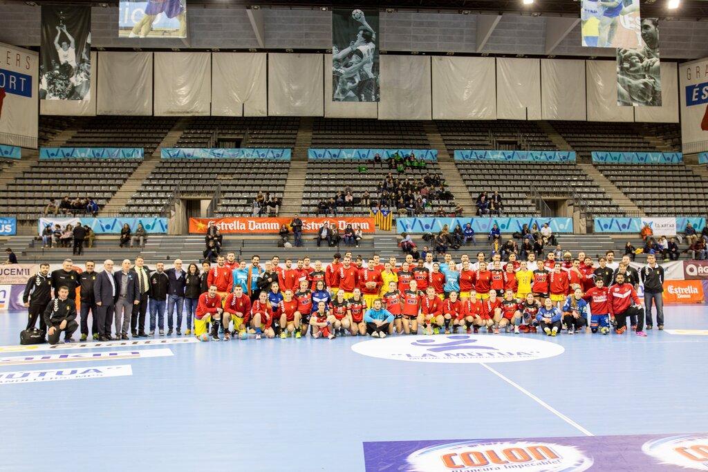 Partit d'handbol solidari recapta 7.000€
